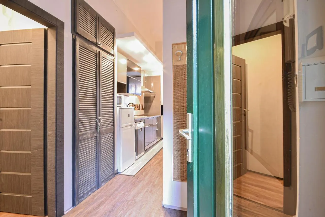 Opera Elegance Andrassy Apartment Budapest
