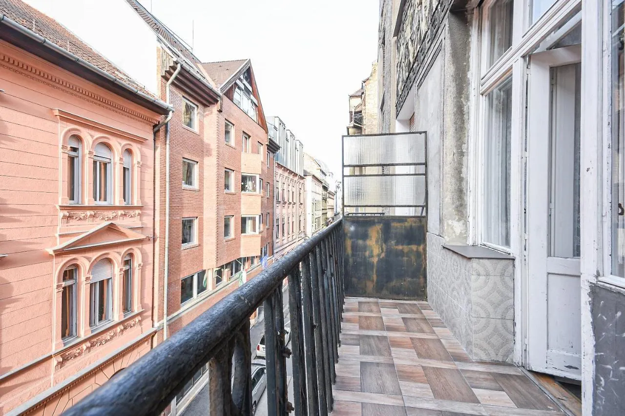 Opera Elegance Andrassy Apartment Budapest 0*,